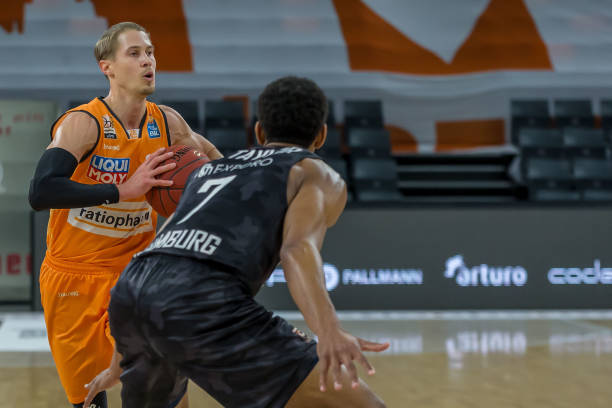 双重影响力 双重影响力